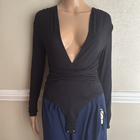 Cappella  WOMEN'S BLACK BODYSUIT  NWT - Picture 6 of 7